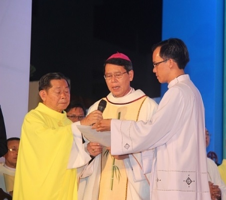 ChurchTanPhu28b