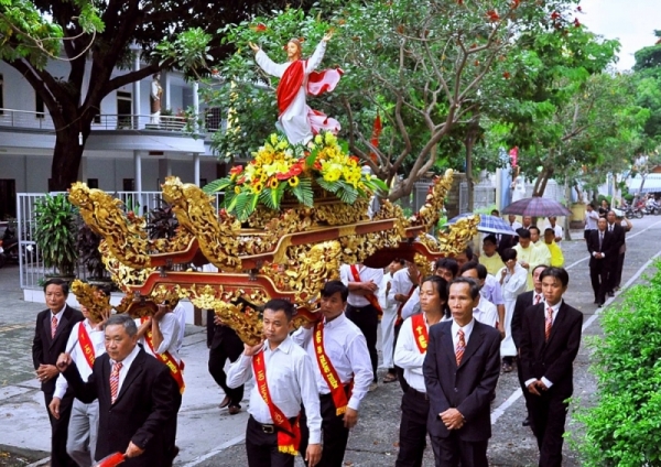 ChurchTanPhu29